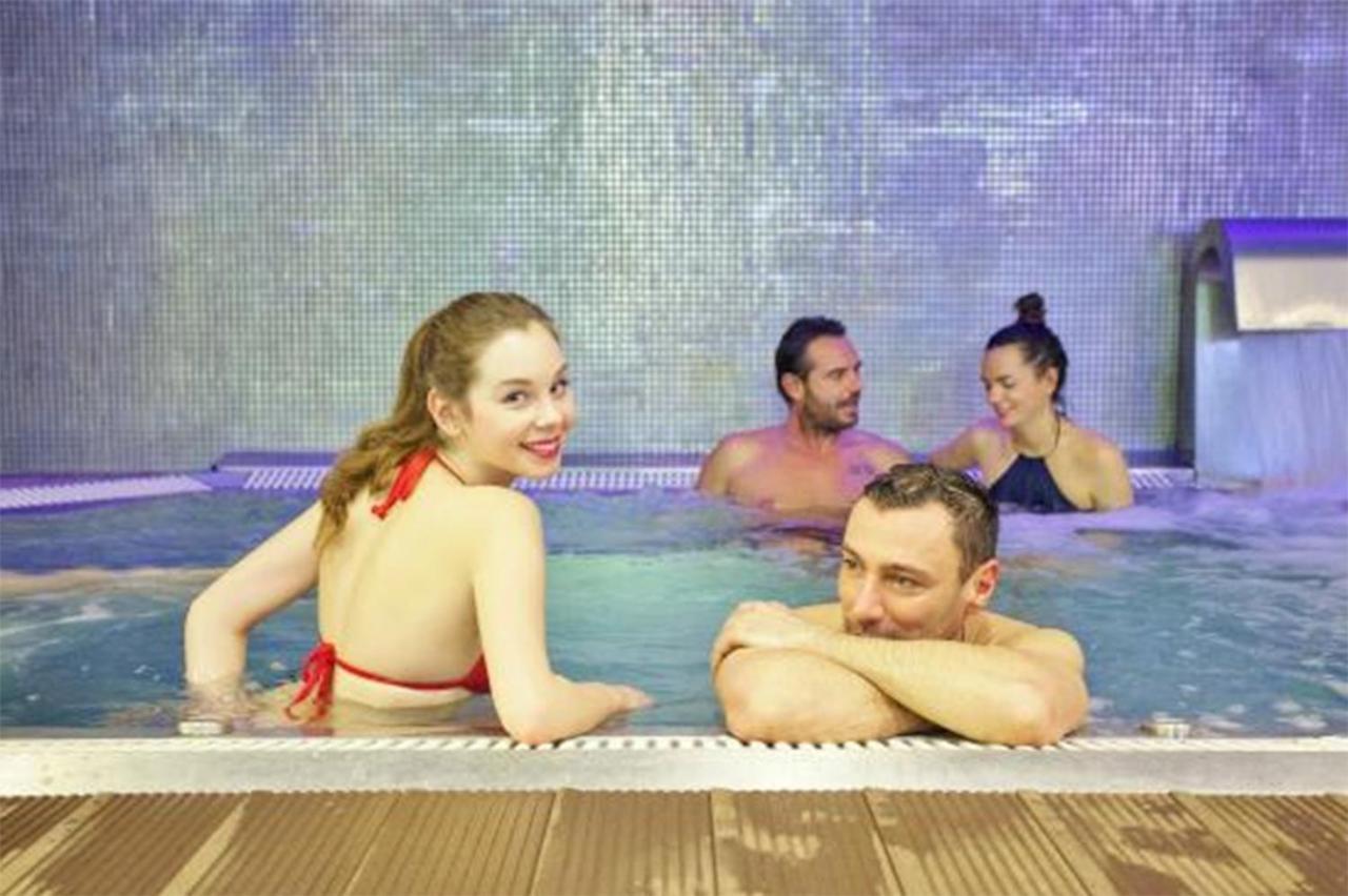 City Center Apartment With Gym & Spa Budapesta Exterior foto